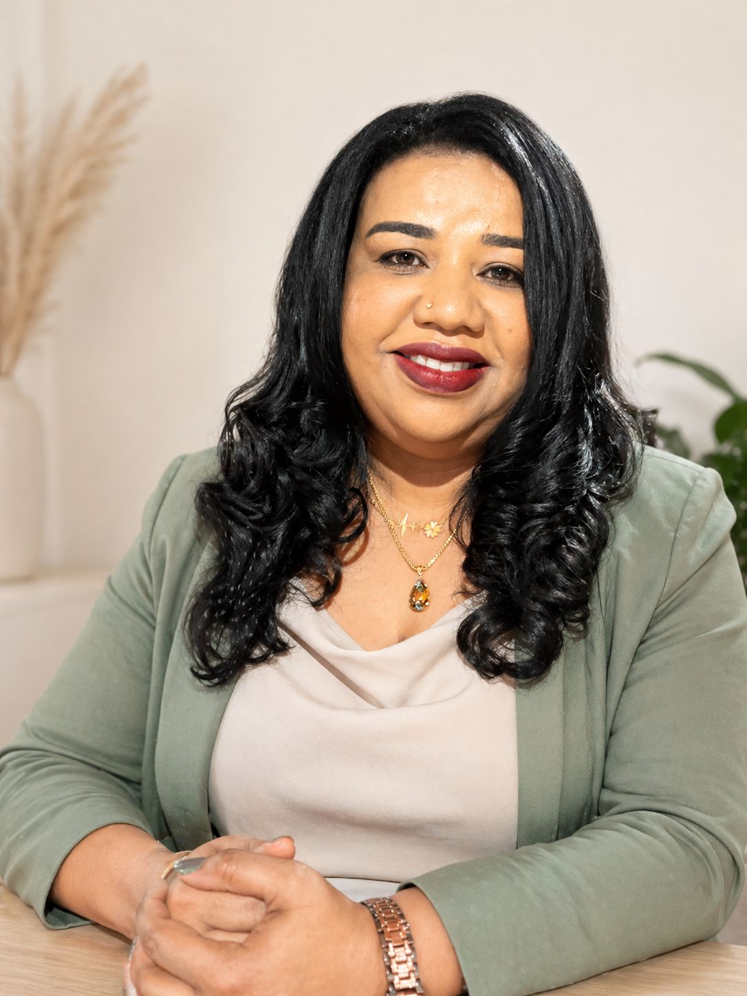 Maha - Gediplomeerd Verzorgende IG en eigenaar van Flex Kraamzorg